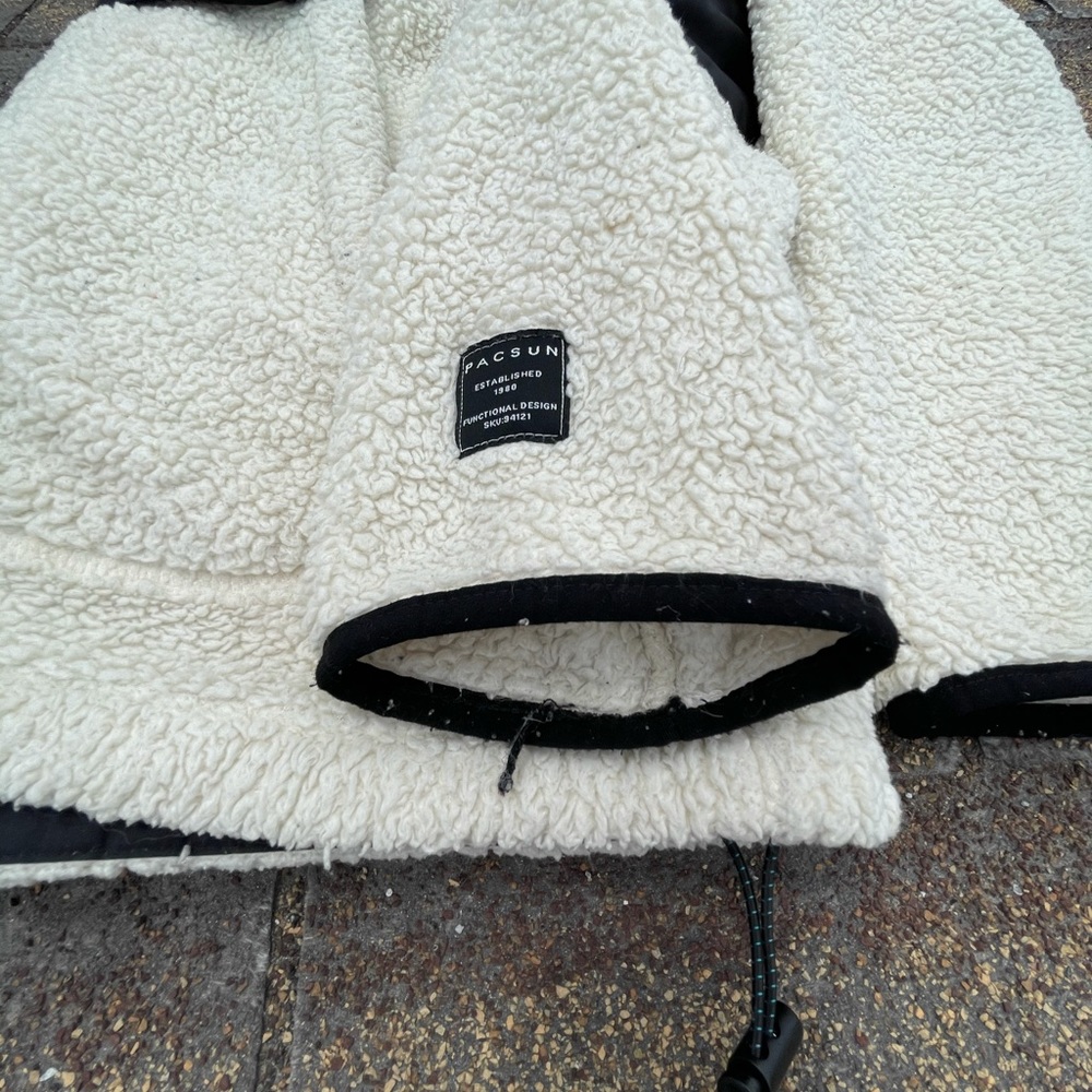 Pacsun Fuzzy Hoodie Size L White